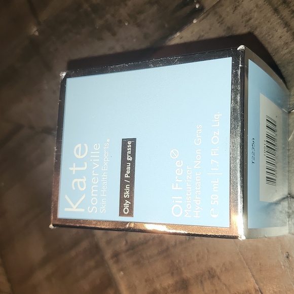 🆕️Kate Somerville Oil Free Moisturizer for Oily and Problem Skin - Picture 4 of 5